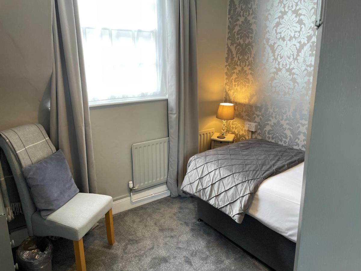 Gloucester House Weymouth Bilik gambar